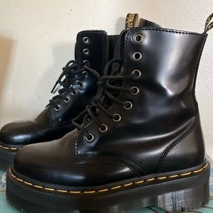 Mint condition, only worn twice. No scratches, dents etc.